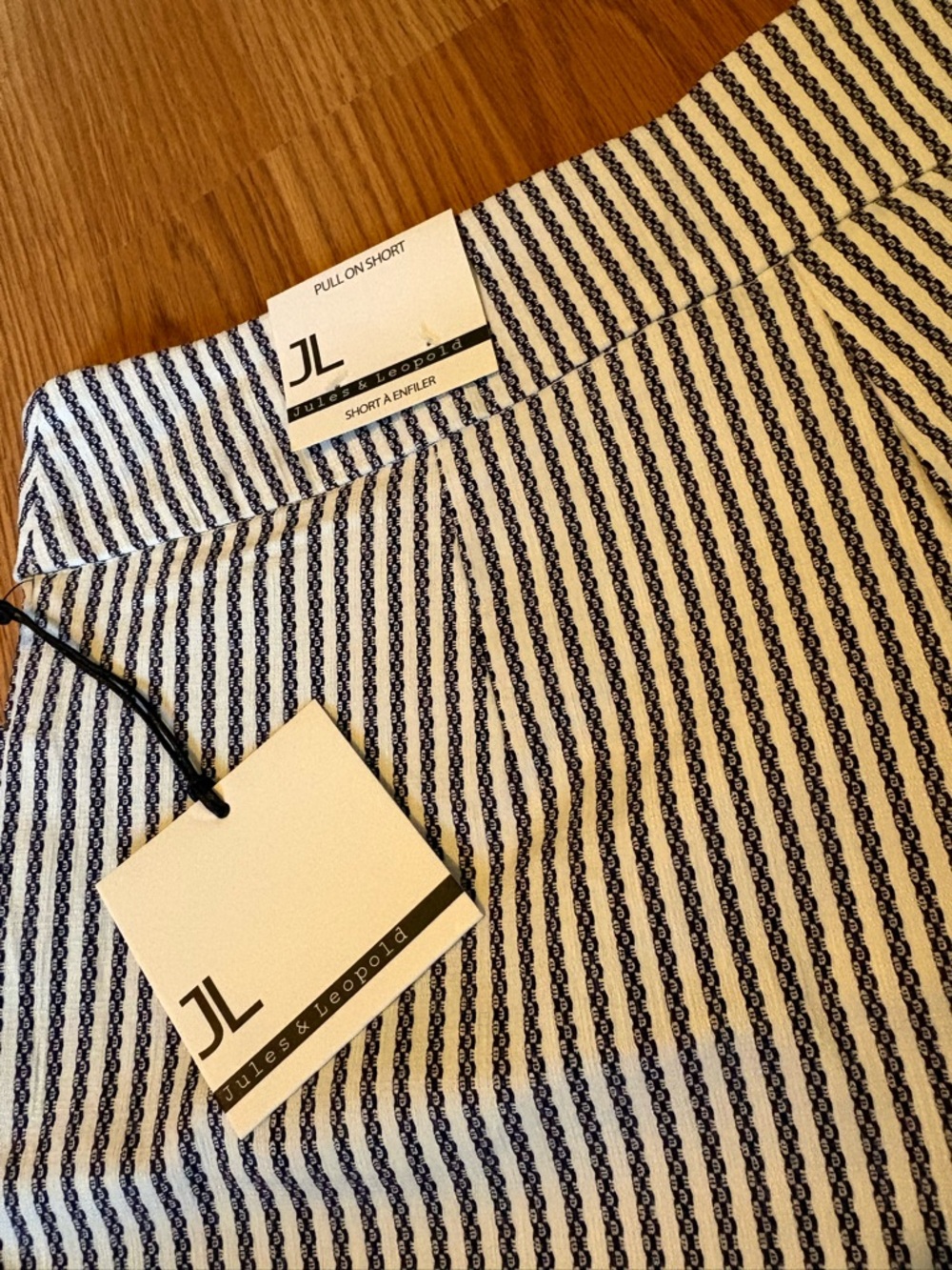 Jules & Leopold Navy and White Striped Shorts with JL Tag - Picture 6 of 7